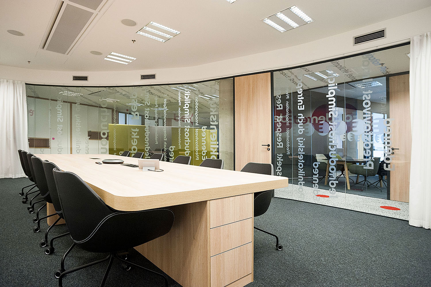 Architekti CCA - bytová architektura, komerční architektura - Edenred - 7