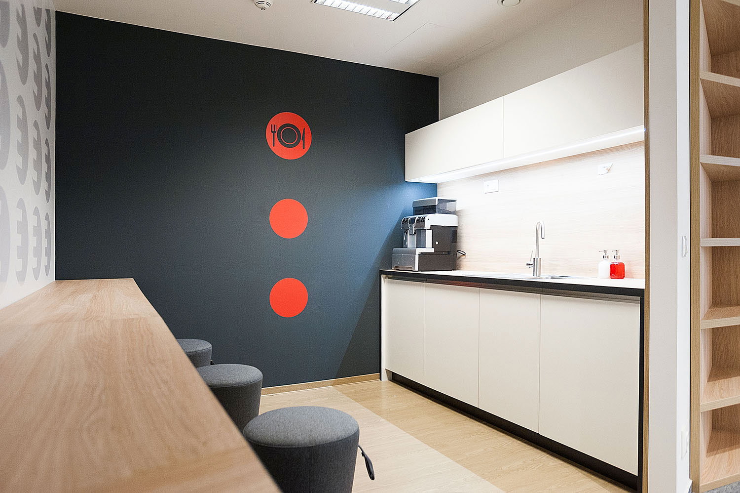 Architekti CCA - bytová architektura, komerční architektura - Edenred - 9